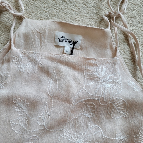 FREE THE ROSES Embroidered Floral Cutout Cold Shoulder Long Sleeve Tassel Top - Picture 5 of 12